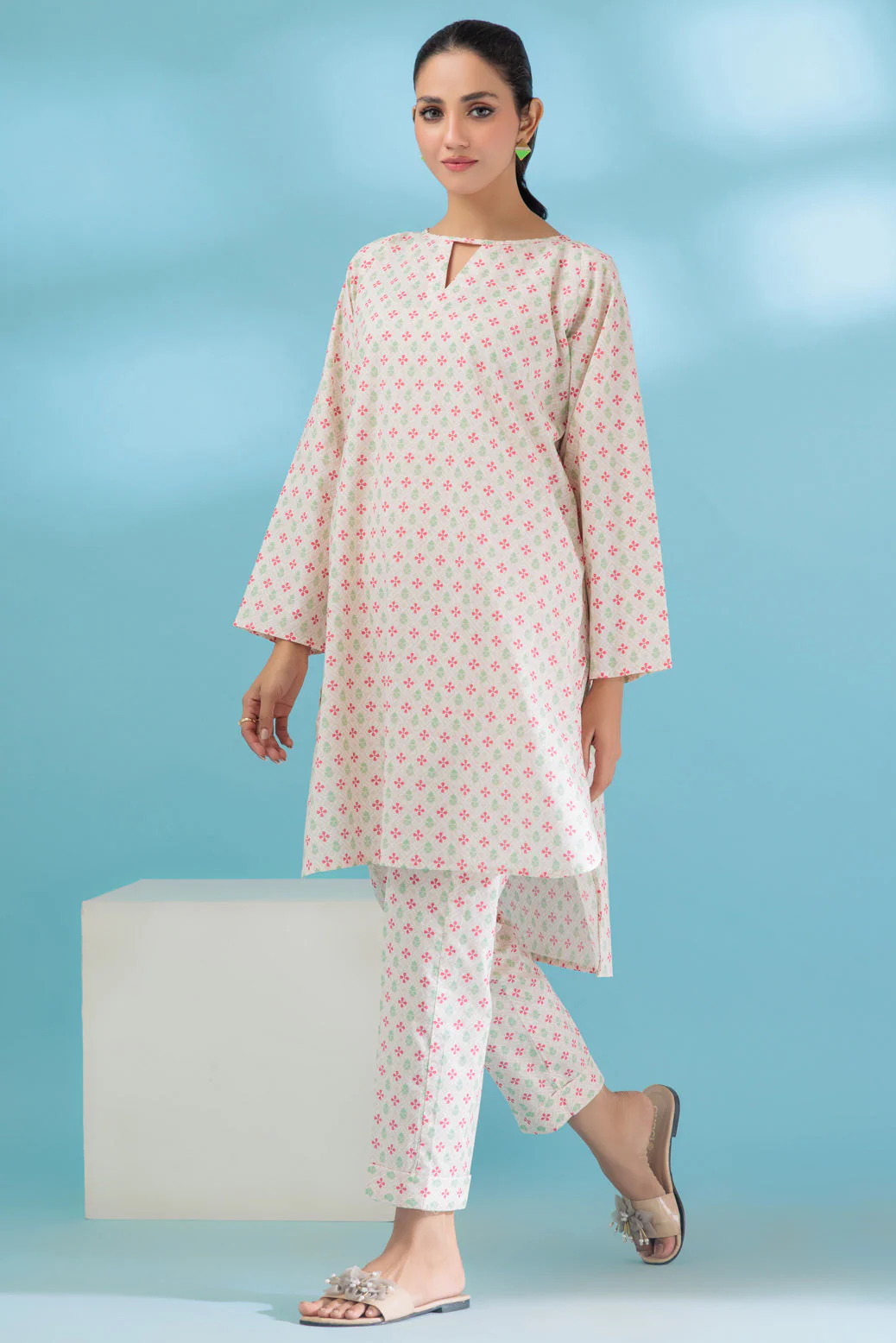WHITE-LAWN-2 PIECE (SRLS232P62)